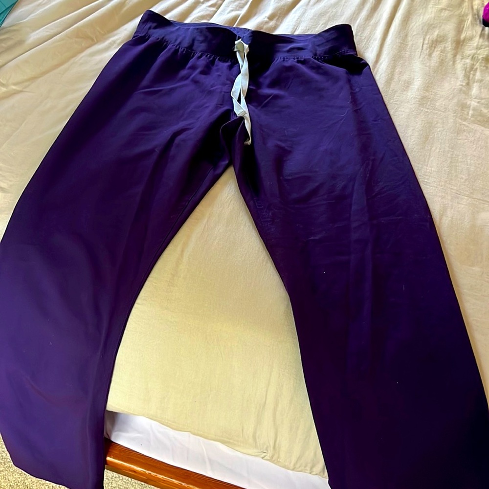 Figs Purple Livingston Scrubs XS